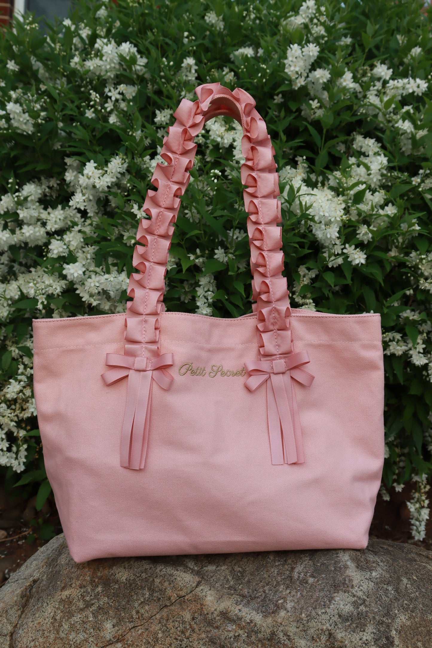 Petit Secret Ruffles Strap Tote Bag