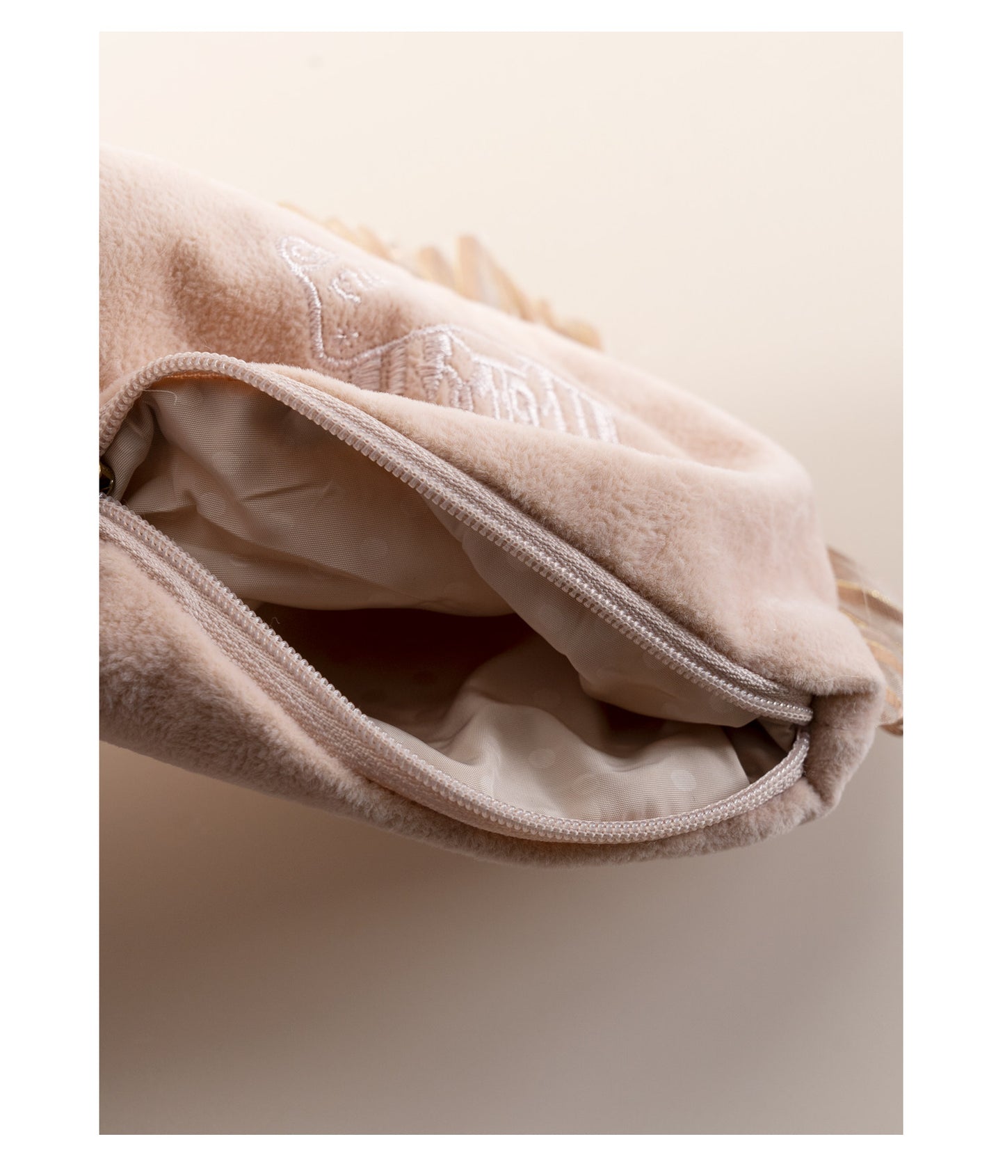 Petit Trouver Sweet Adorable Maillard Style Castle Embroidery Sanitary Pad Pouch Portable On-the-Go Small Bag