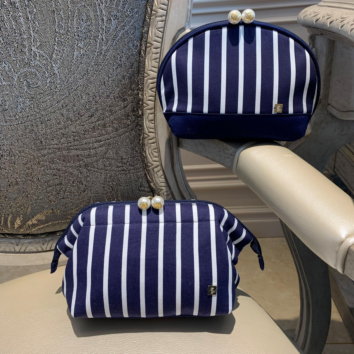 Petit Secret Navy Stripe Pearl Clasp Makeup Pouch