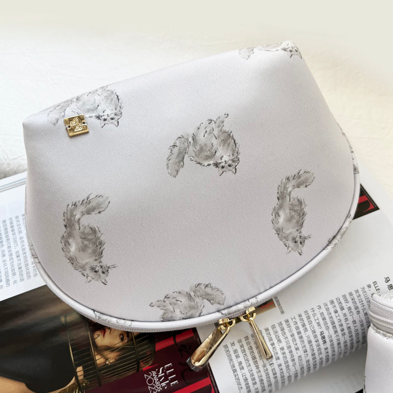 Petit Secret PETIT TROUVER persian cat print small bucket bag portable travel cosmetic bag