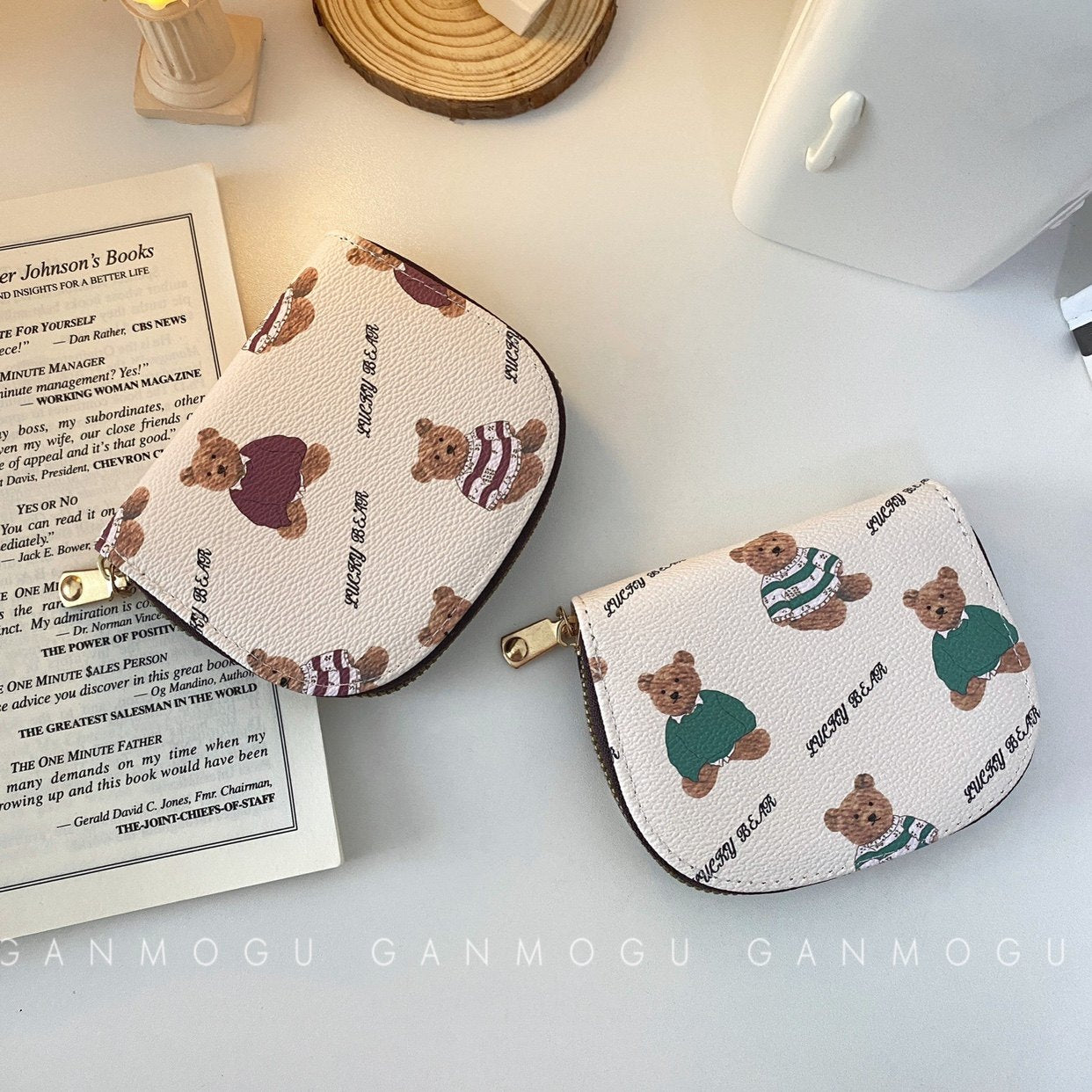 American Style Cute Cartoon Bear Accordion Card Holder, Multi-Card Slots Large Capacity Small Wallet, Lightweight Coin Purse for Women & Girl Students