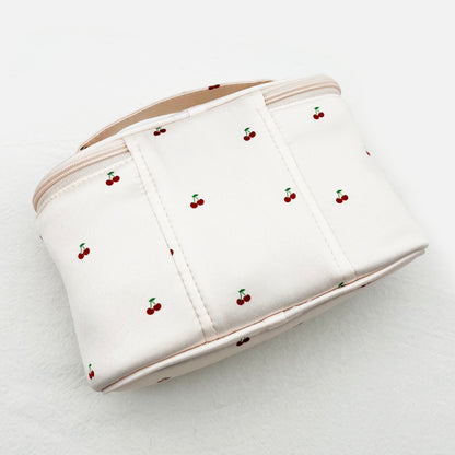 Petit Secret PETIT TROUVER sweet little cherry print portable travel makeup bag