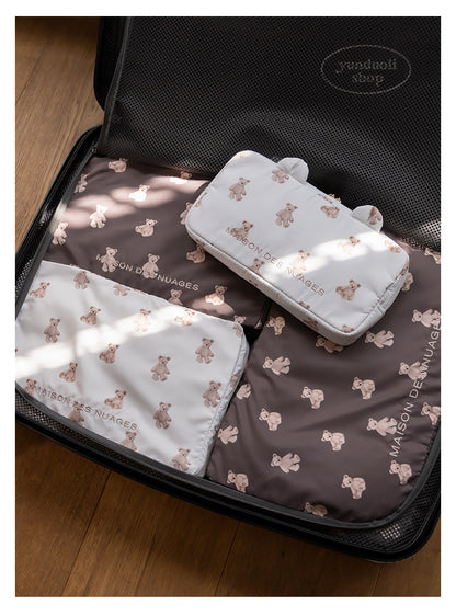 Cute Cartoon Bear Lightweight Travel Bag | Nintendo Switch Console Storage Pouch