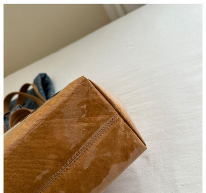 Large Capacity Waterproof Clear PVC Jelly Bag, Tyvek Tote Handbag for Daily Commute, Work, Shopping & Maternity Diaper Use