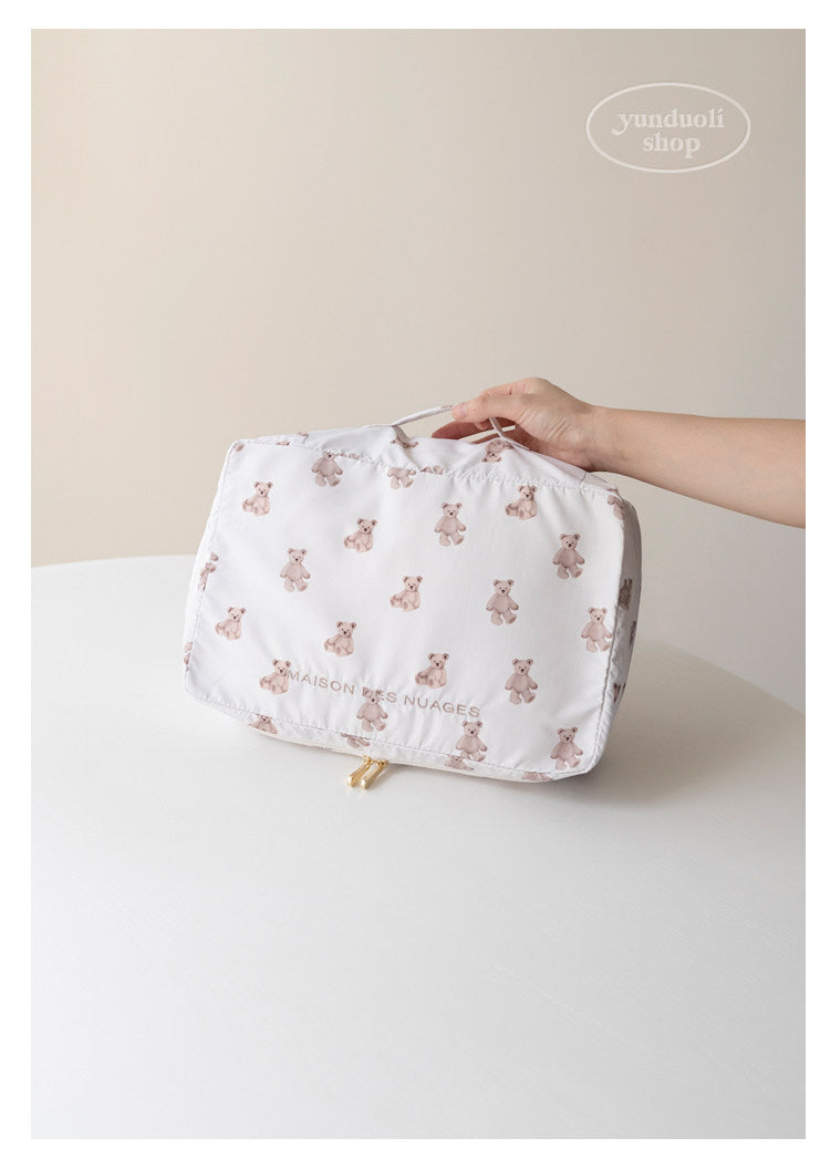 Soft, Cute and Adorable Cartoon Bear-Themed Travel Storage Set: Lightweight Storage Bags for Clothes and Underwear
