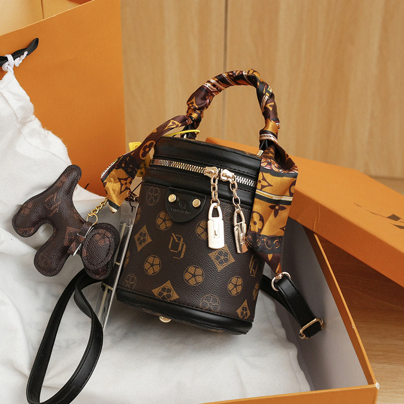 Women's Stylish Small Trendy Crossbody Bag, Spring & Summer Versatile Bucket Bag, Premium Texture Shoulder & Crossbody Handbag