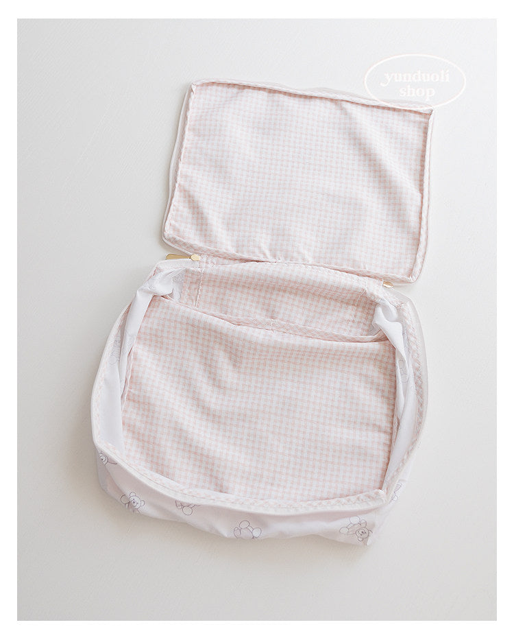 Cute Cartoon Bear Large Capacity Handheld Travel Storage Bag - Multi-Functional Underwear Organizer