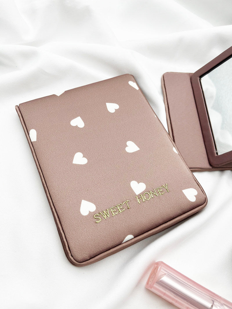 Petit Trouver Sweet Heart Foldable Makeup Mirror Portable Rectangular Mirror