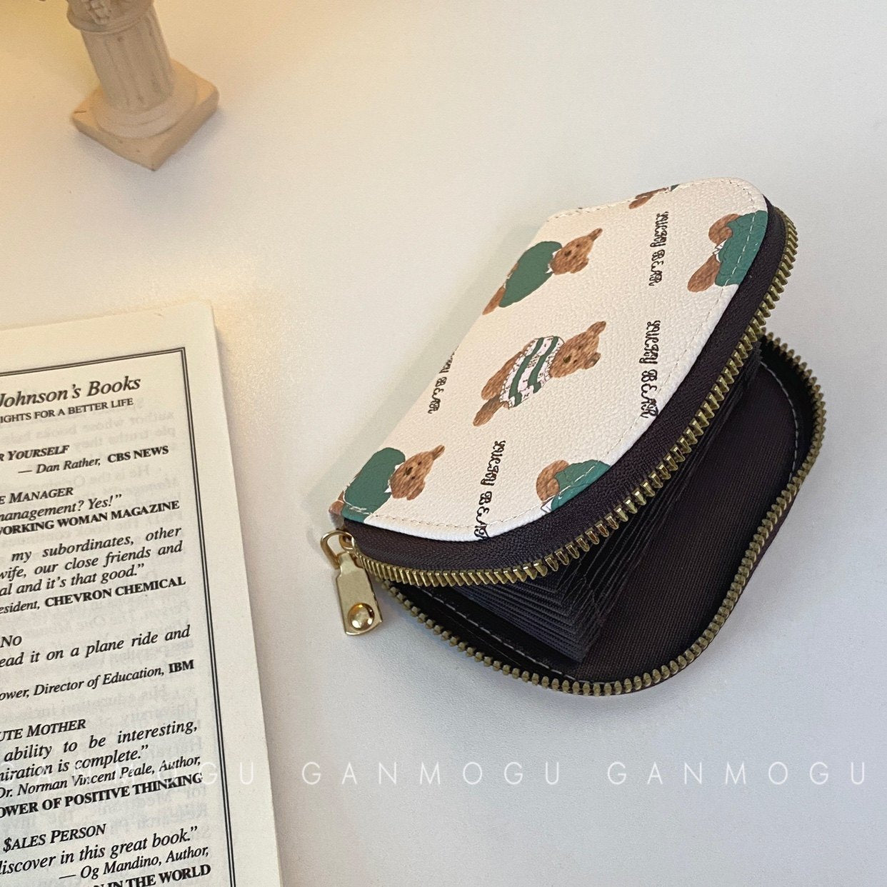 American Style Cute Cartoon Bear Accordion Card Holder, Multi-Card Slots Large Capacity Small Wallet, Lightweight Coin Purse for Women & Girl Students