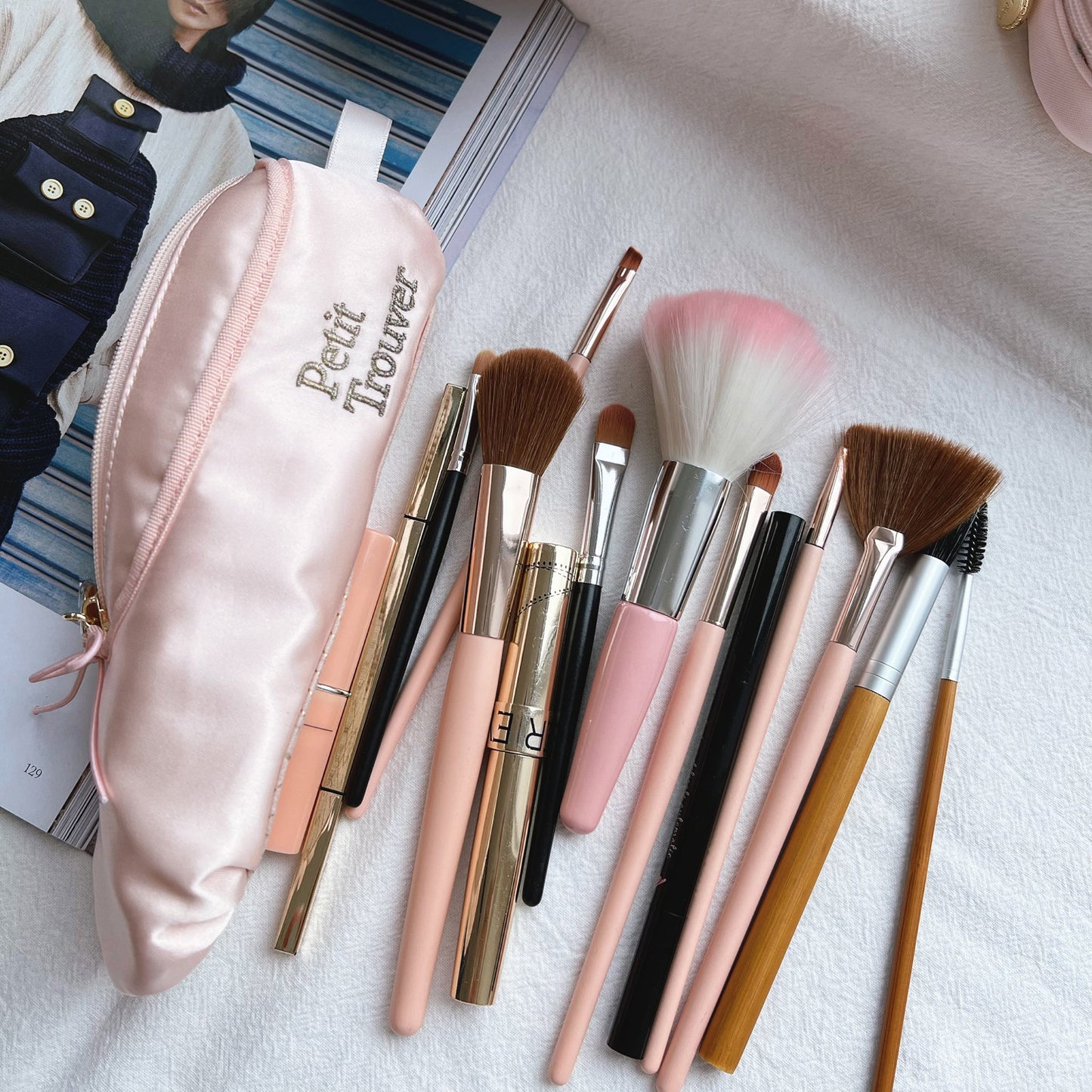 Sweet Ballet Flat-Inspired Makeup Pouch - Cosmetic Brush & Pencil Organizer with Hook