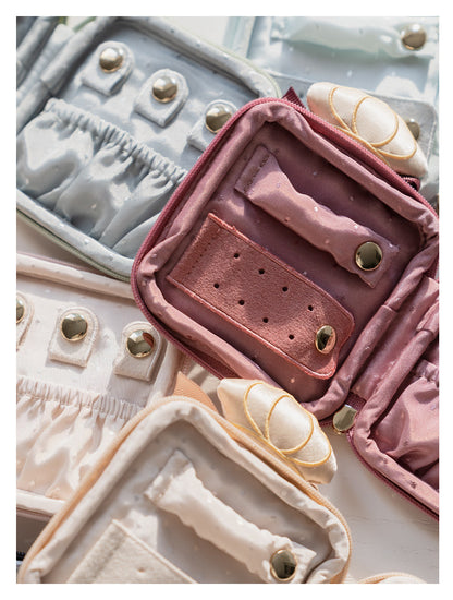 Sweet, Elegant & Cute Bowknot Perfume Bottle - Shaped Jewelry Storage Pouch