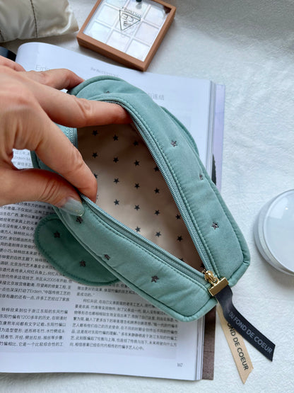 Petit Trouver Cactus Shaped Makeup Bag Ribbon Print Cosmetic Brush Pouch & Clutch